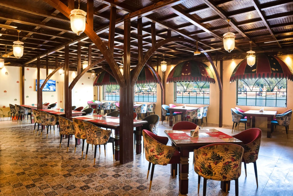 Resturant Near Ram Jhula