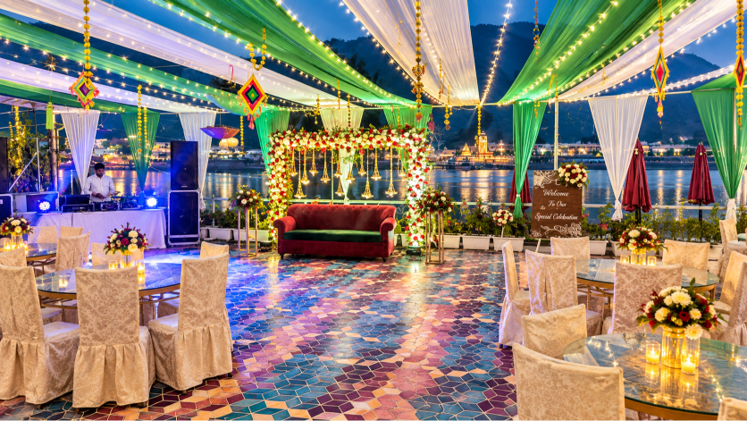 Destination Wedding Near Ganga